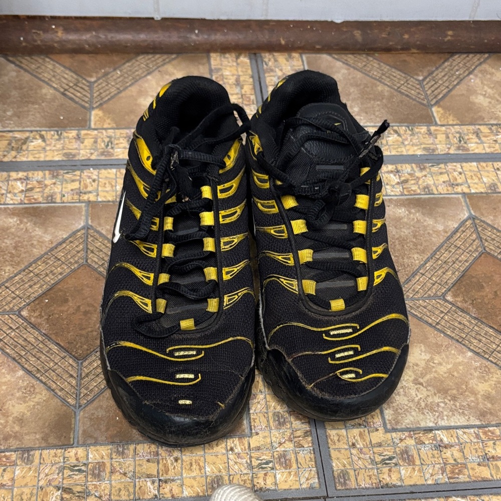 Nike Kids Sneakers Black Yellow